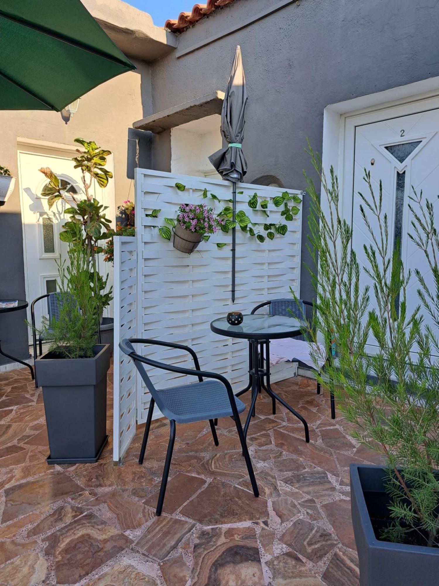 Garden Rooms Pirgos Psilonerou Exterior foto